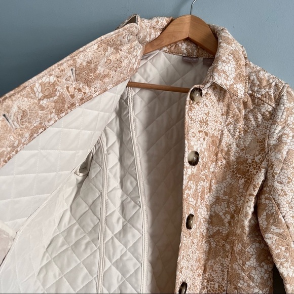 Chico's Lace-Print Quilted Neutral Lightweight Classic Jacket - Picture 10 of 16